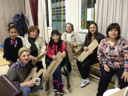 EFXINOS.LESXI.XARIESSAS.GYNAIKA.8.3.2016.19