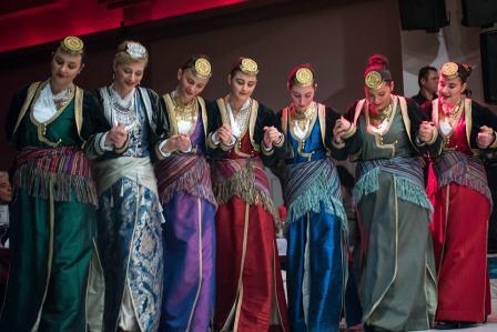 XARIESSA.XRISTOUGENIATIKOS.XOROS.25.12.20169