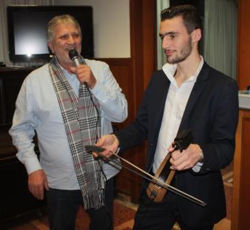 EFXINOS.LESXI.THES.BASILOPITA.17.1.2016.IMG 204810