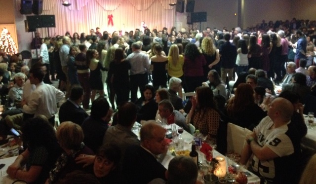 EFXINOS.LESXI.XARIESSAS.XOROS.27.12.2015.28