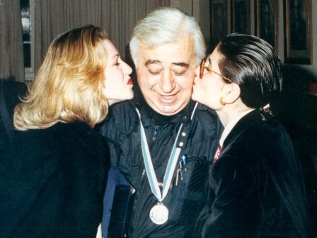 KYRIAKIDIS.ATHINA.KAI.TITI KYRIAKIDOY