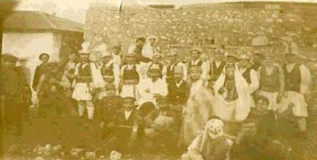 MOMOGEROI.KOTSAMANIA.TETRALOFOU.PALIA.FOTO