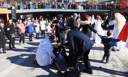 MOMOGEROI.KOZANH.POLI.23.12.2018 19