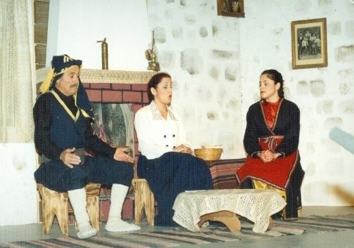 ARABOPOYLOS.MOYSHS.KOPA.THEATRO